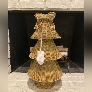 NWT VIRAL Wicker Bow Christmas Tree